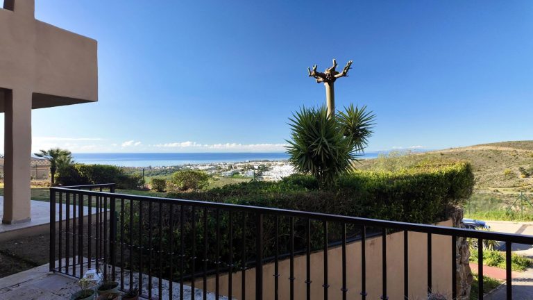 ff1509afa4978fc7030cf22d13fd8072 - 15