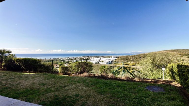 ff1509afa4978fc7030cf22d13fd8072 - 16