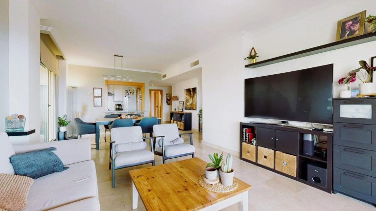 ff1509afa4978fc7030cf22d13fd8072 - 6