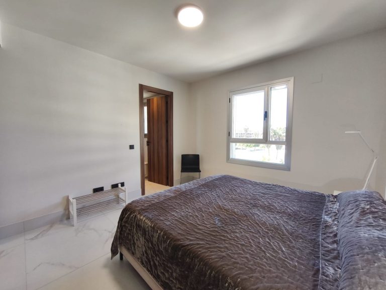 ff63515fdbcfab711bab6f1d8f65ec9b - 14