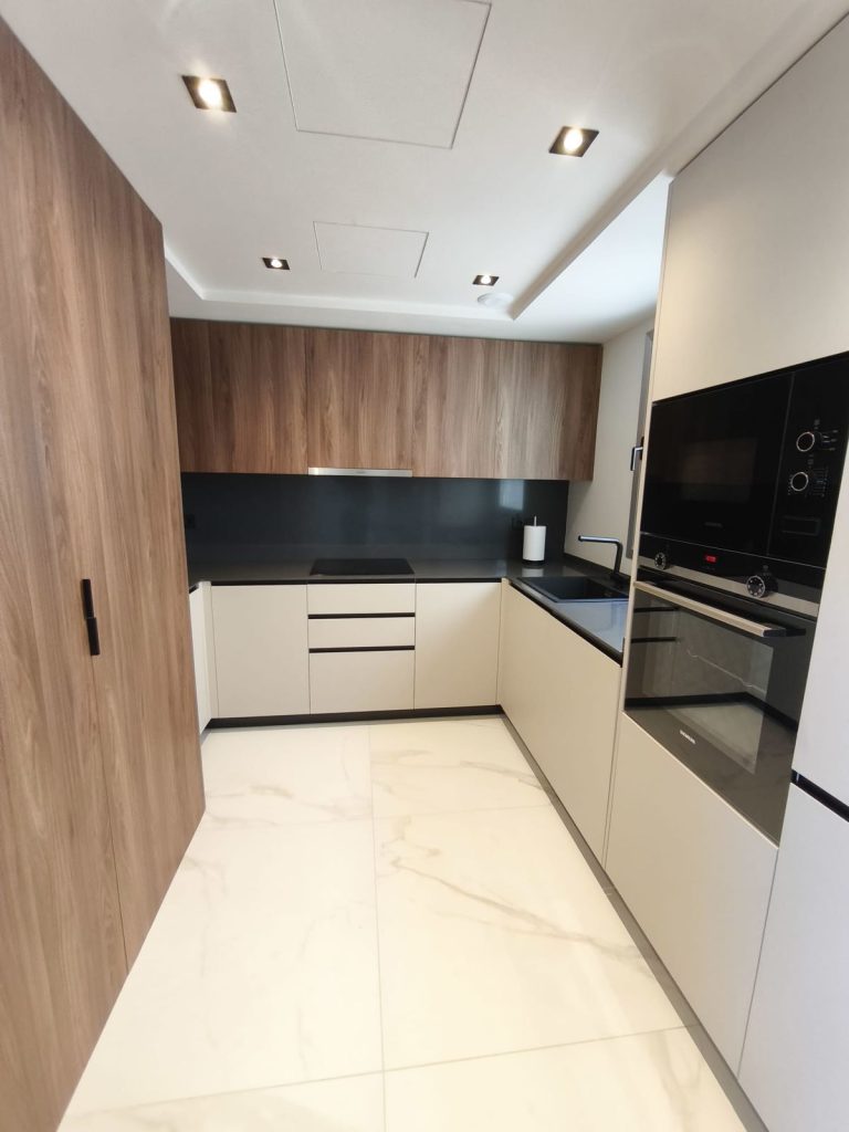 ff63515fdbcfab711bab6f1d8f65ec9b - 9