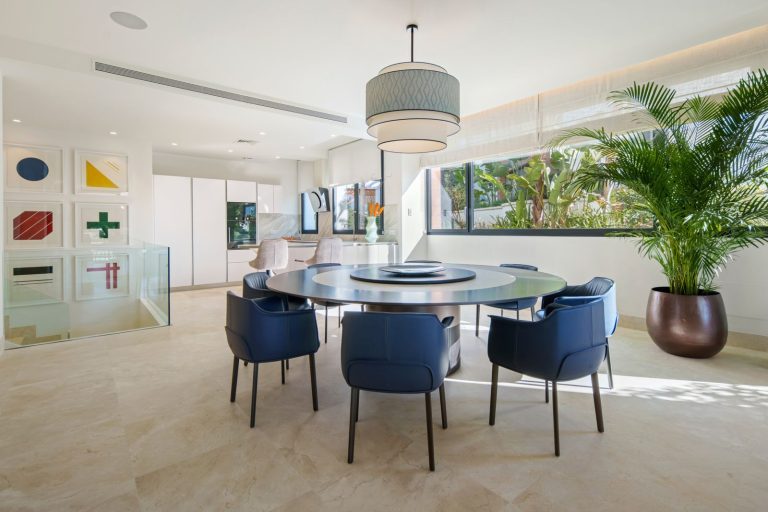 003deec928f8ef32d56436f9ea9123c7 - 12