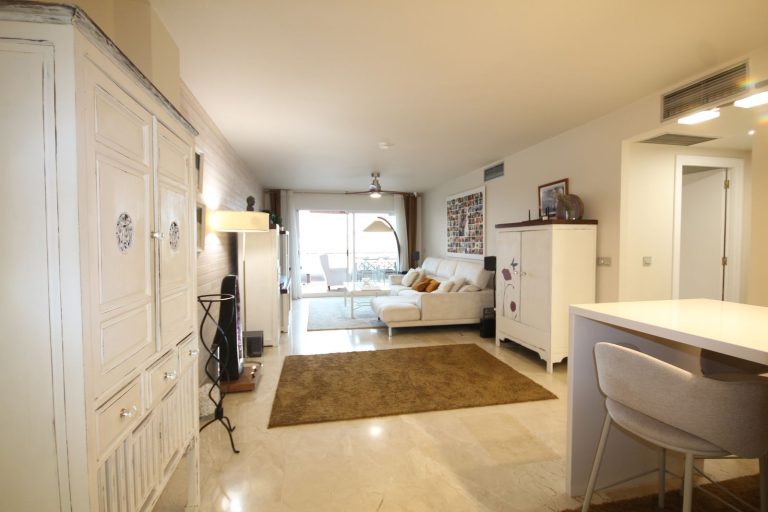 0063a445f6aa3511f4003bffa7a7f8e5 - 12