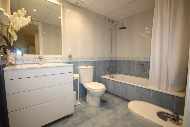 0063a445f6aa3511f4003bffa7a7f8e5 - 15