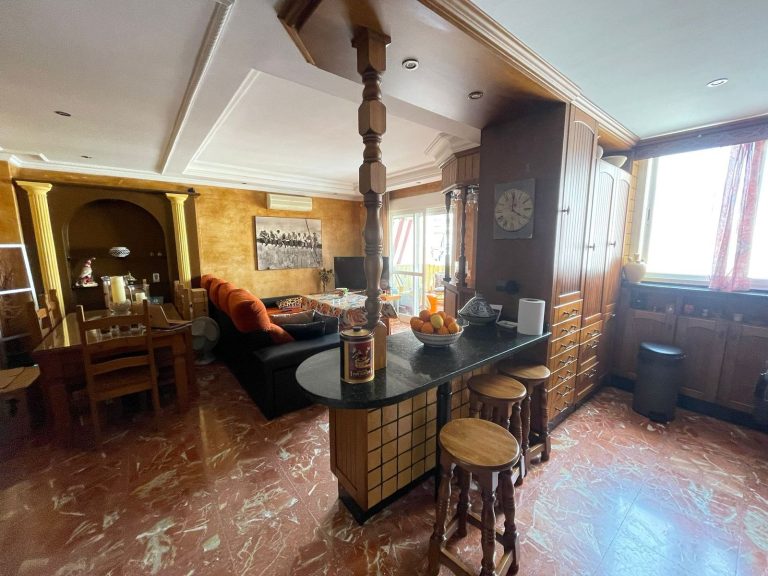 00c5a69f933e4ebb4b9b17d09eee6853 - 10