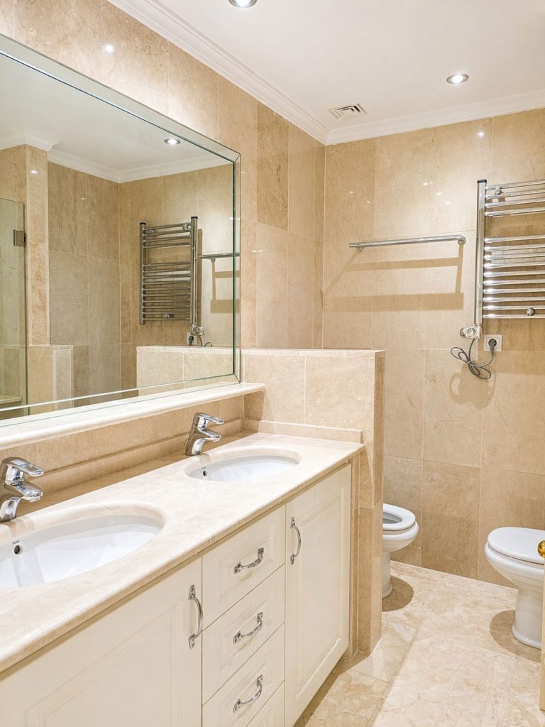 047287f897ce8c7779e5babe4c061e1a - 15