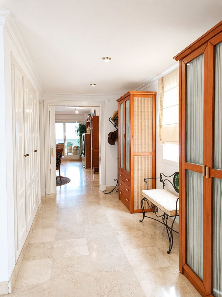 047287f897ce8c7779e5babe4c061e1a - 9