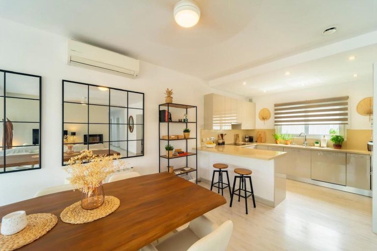 06f755626aaf9355876ffc5358b17d9f - 3