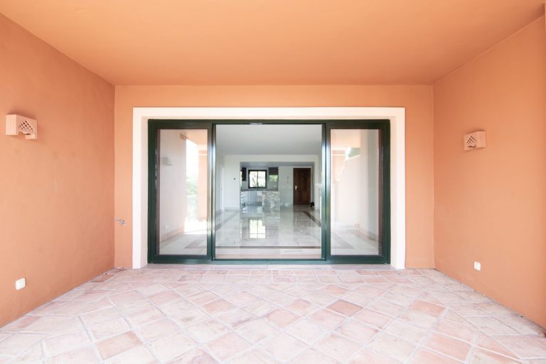 0727eb38407f7aee1b42793ad2d2f7a2 - 9