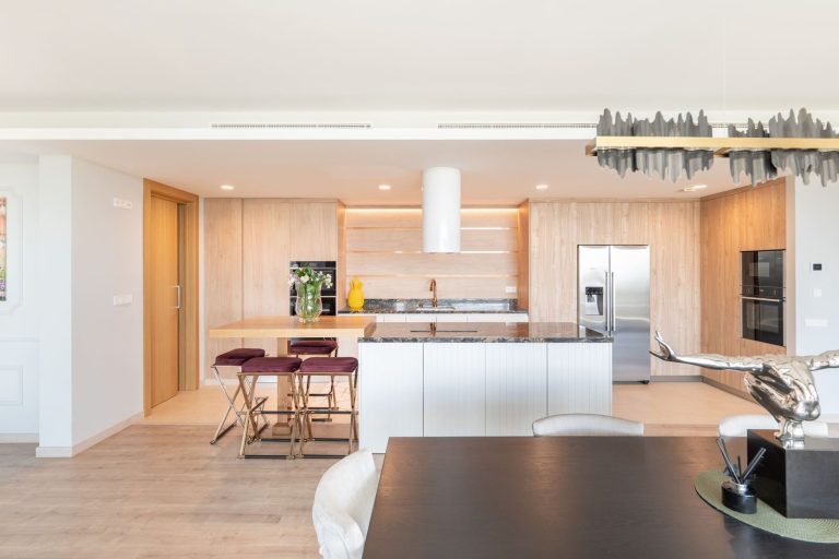 0731565ca28820065a3c70696523863a - 11