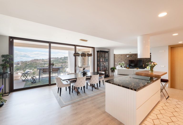 0731565ca28820065a3c70696523863a - 13