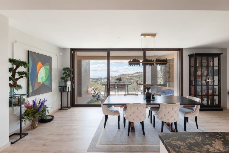 0731565ca28820065a3c70696523863a - 6