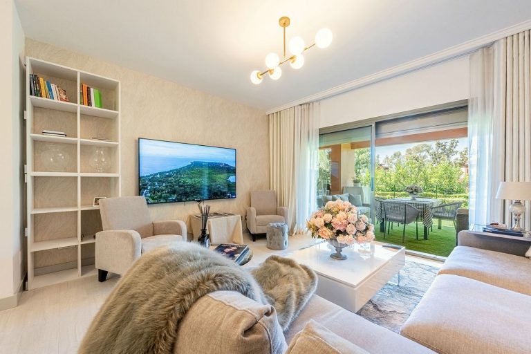 08f46b7ec223d4a97174a222d9ff1a60 - 10