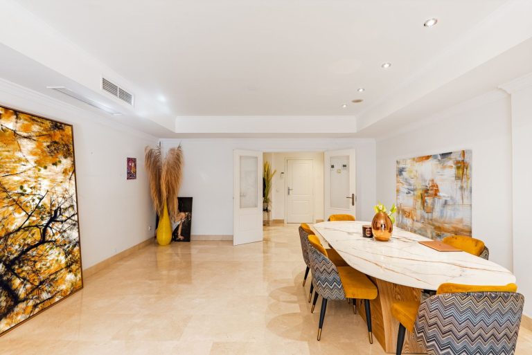 09013294c280c6c0f107f18aeefdac71 - 4