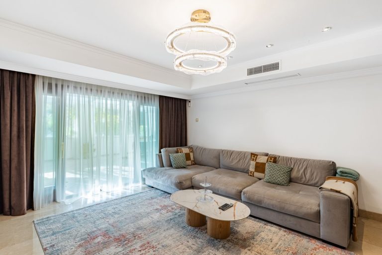 09013294c280c6c0f107f18aeefdac71 - 5