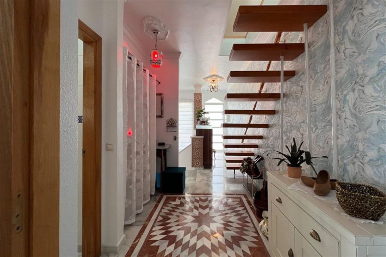 09a82715cb8072c891d7e168a7f1a47b - 4