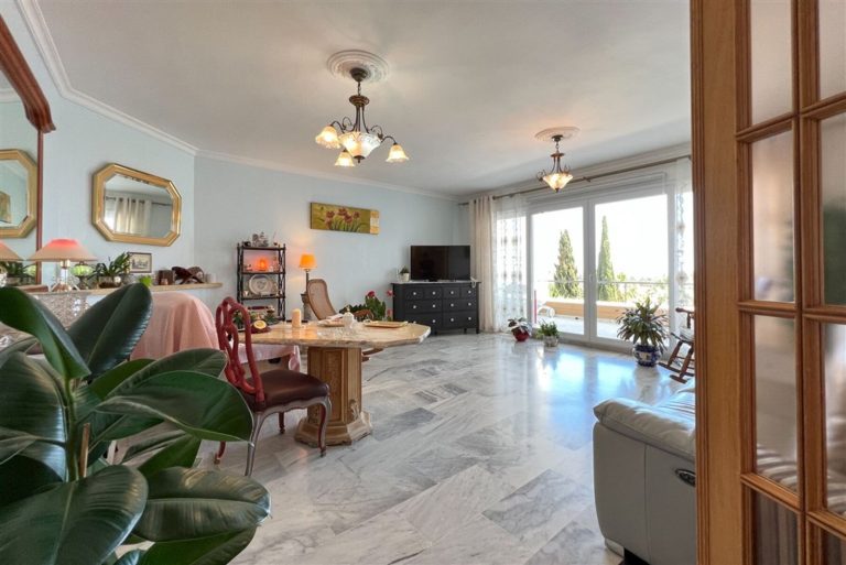 09a82715cb8072c891d7e168a7f1a47b - 5