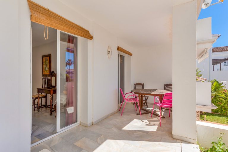 09aaf61f58be98141412b93c91b8fe70 - 9