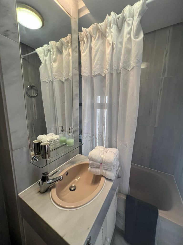 0a9d4d21d5d09be37b757cfbe3a43864 - 15