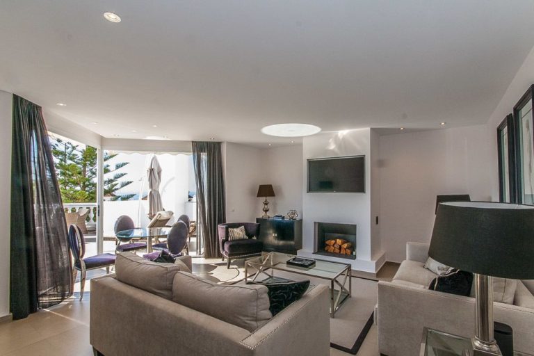 0d22e32c4885bb88c6653dd70fdac702 - 10