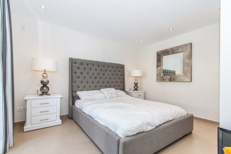 0d22e32c4885bb88c6653dd70fdac702 - 5