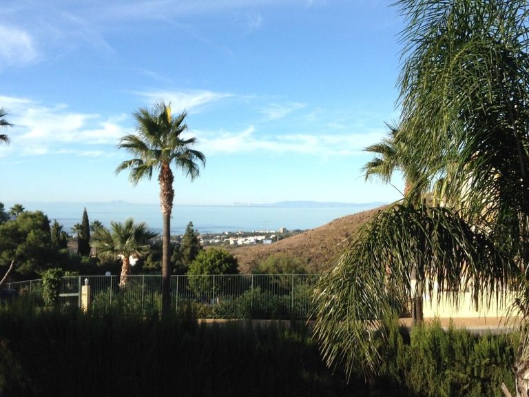 0df604c92865edfed3635f2b77633b5d - 2