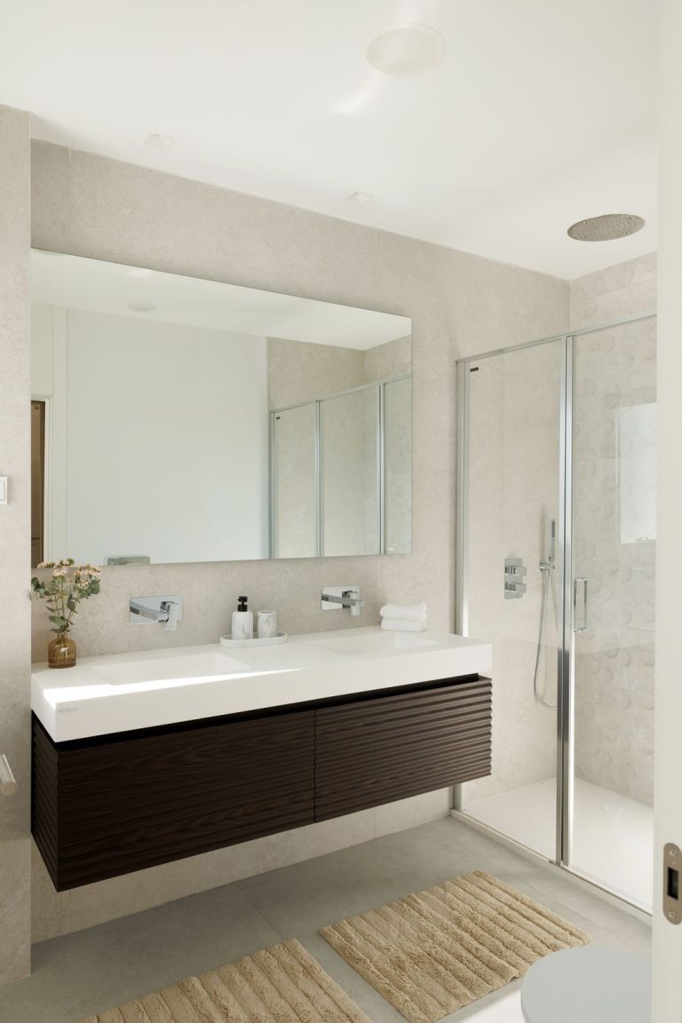 0e6299995cec8b89ada4aec32193e6a1 - 16