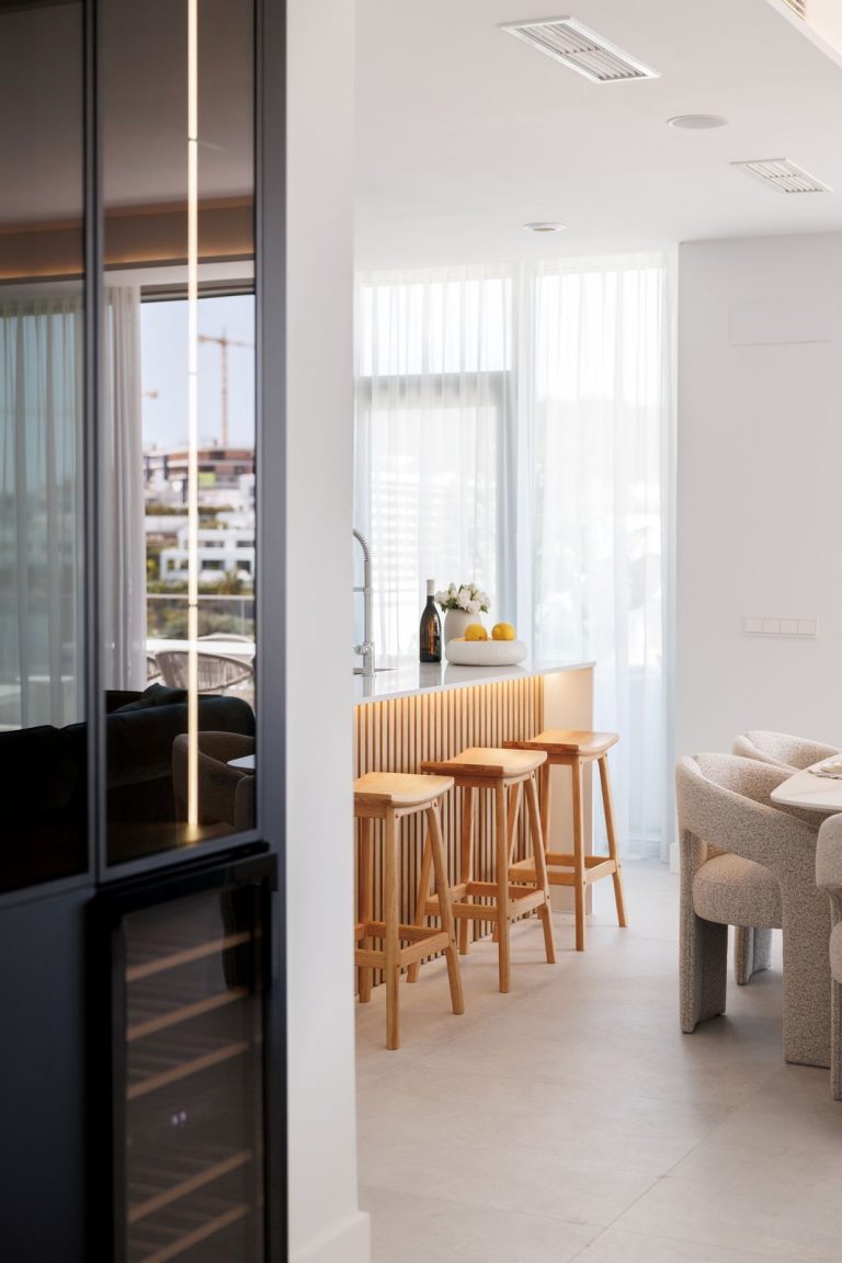 0e6299995cec8b89ada4aec32193e6a1 - 4