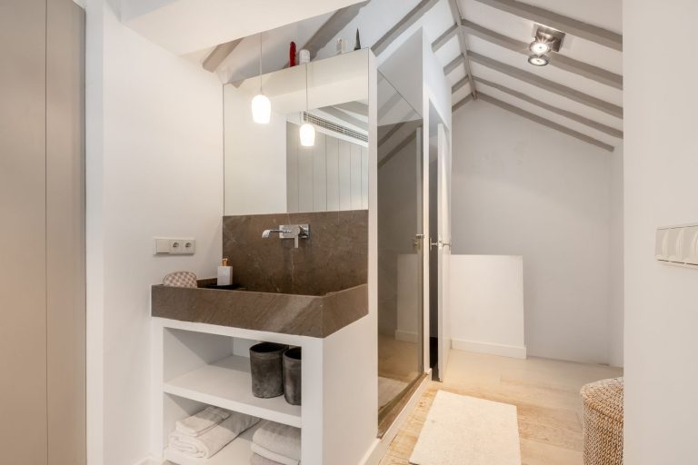 0f20fba7bb8a2def4dbc8a91027e9f62 - 7