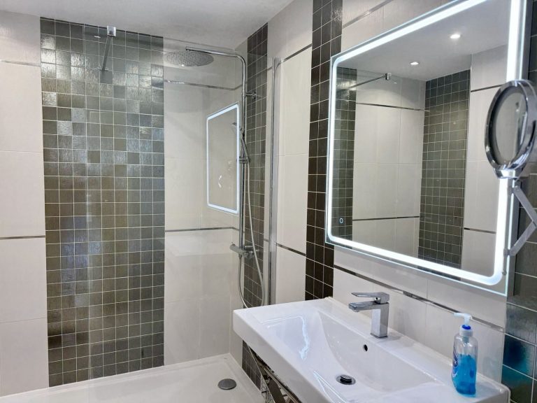 0f2e1b124b4456bb5872be987a858517 - 11