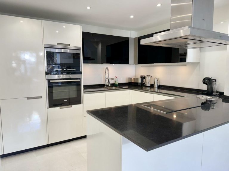 0f2e1b124b4456bb5872be987a858517 - 3