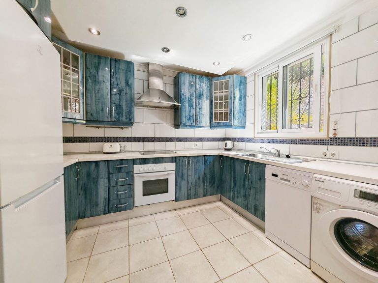 0ff6ea5376bc217248fda4a0351eb28a - 5