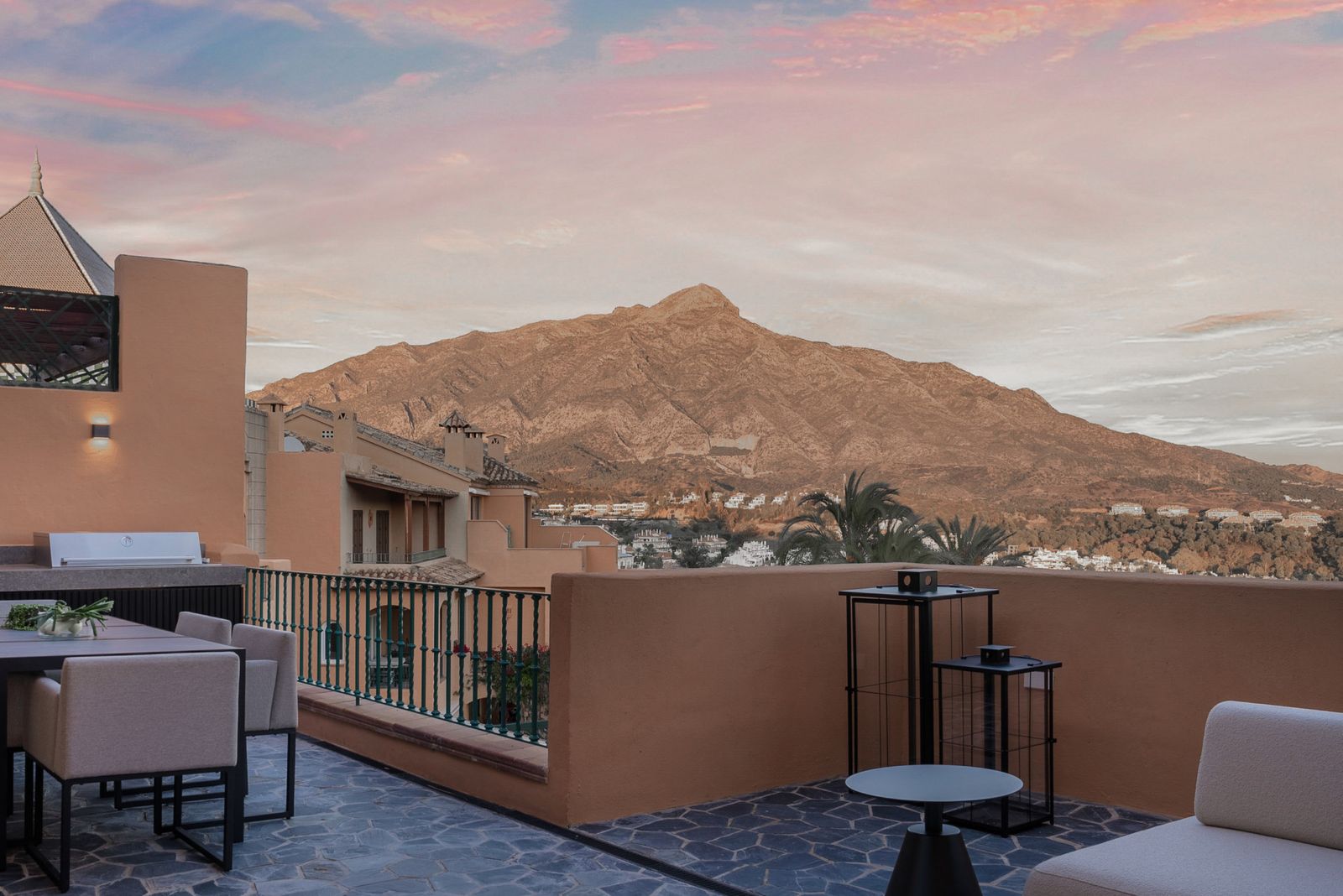 10678a5279d6e245cacfdf1fba2be360 - 11