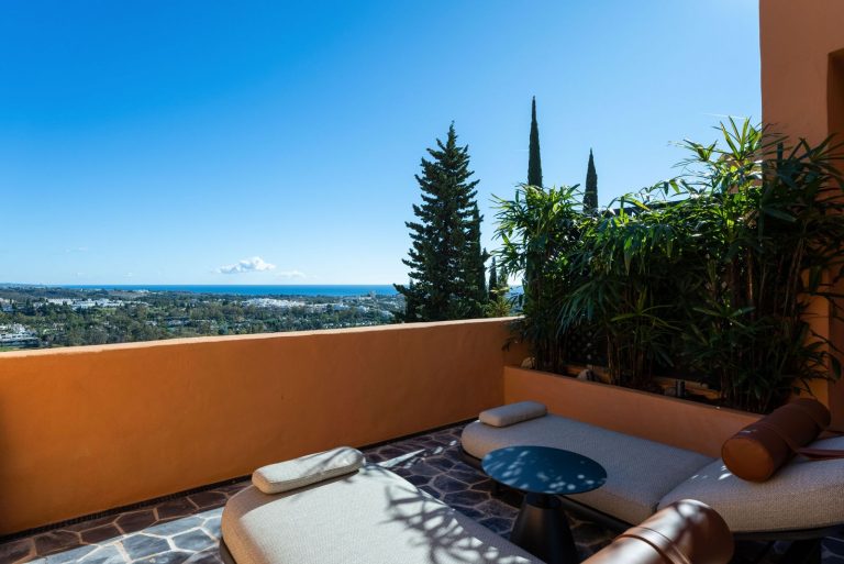 10678a5279d6e245cacfdf1fba2be360 - 13