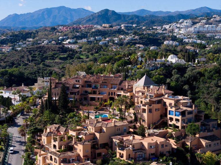 10678a5279d6e245cacfdf1fba2be360 - 16