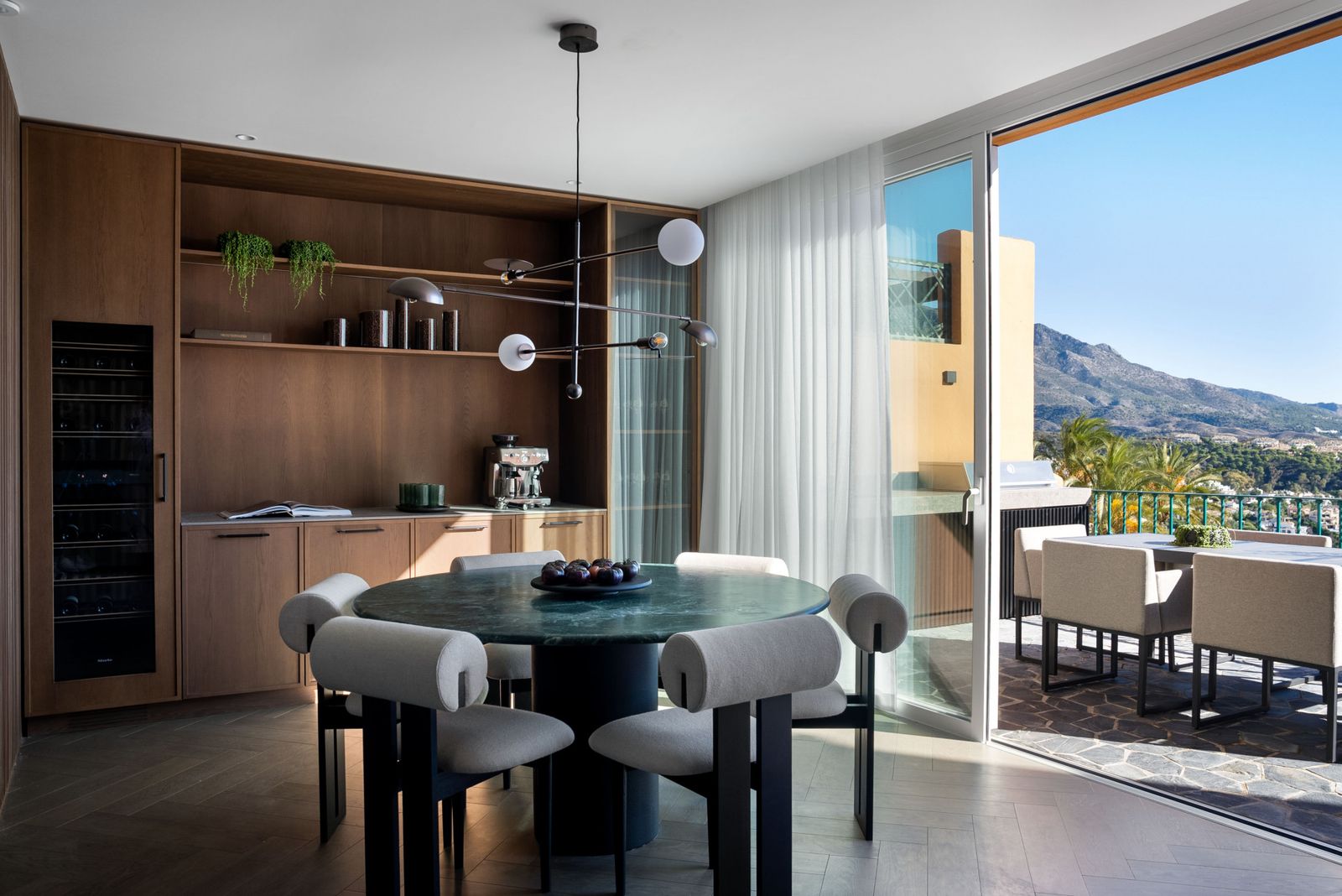 10678a5279d6e245cacfdf1fba2be360 - 2