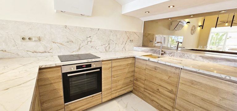 110c86e5ce9b274c977b6648d0aa009f - 10