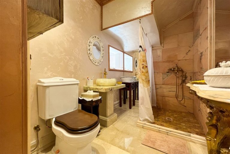 11b1d22f868c93b9904955837da965f9 - 11