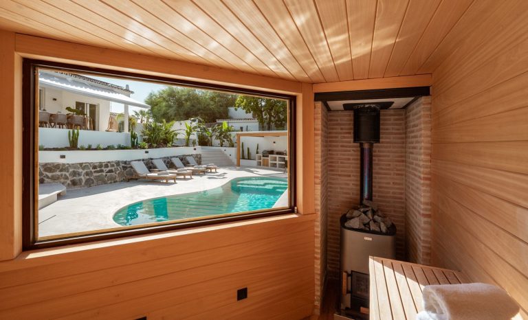 1249a0e1993bd68981f00670fc20f32f - 4