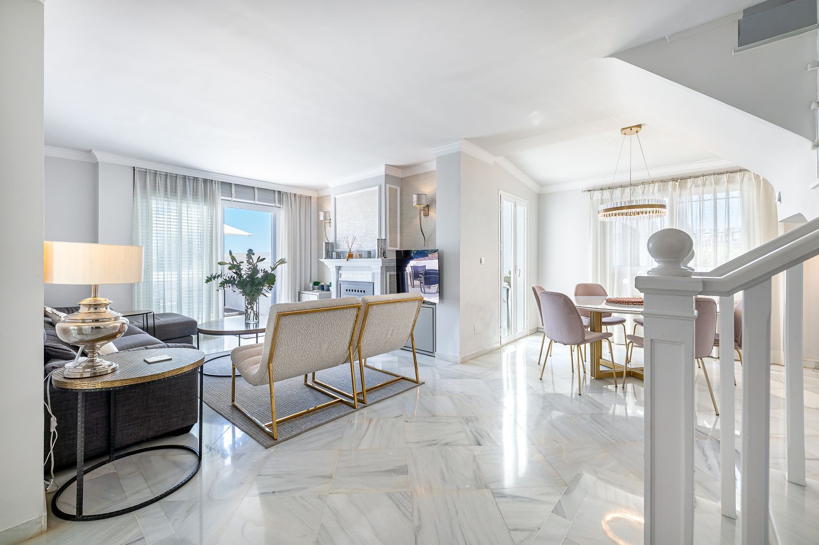 126704abdd1dee05a1b63cf4418f9e01 - 5