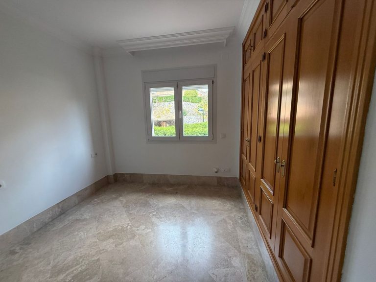 130e11bd20039c576be3c47a32b92bcd - 8