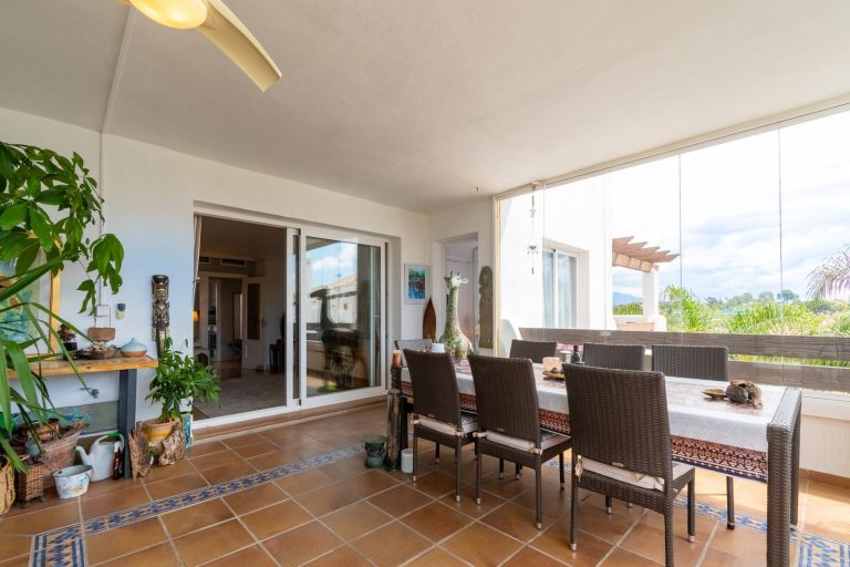 156637cbff8a72879fbbffe53af14d27 - 13