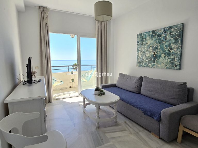 1592b1647c5b1b512d69f86adaf3d202 - 7