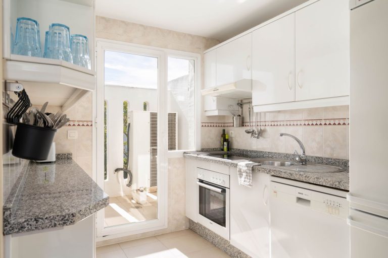 15a1df22ab168cb1075b0b8d770e4a69 - 11