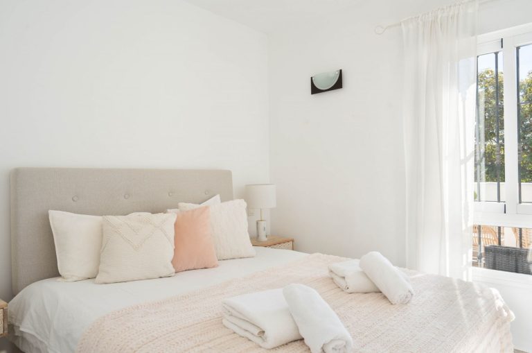 15a1df22ab168cb1075b0b8d770e4a69 - 14