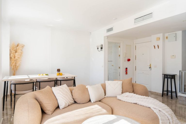 15a1df22ab168cb1075b0b8d770e4a69 - 9