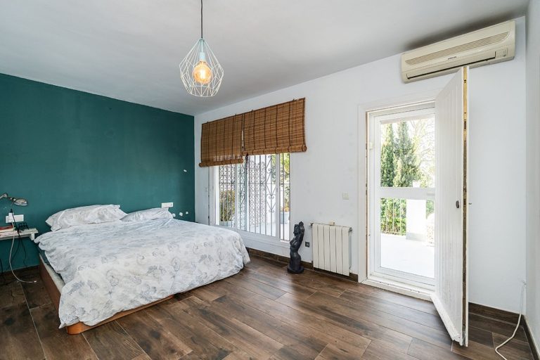 177b81eac3f072c4e4bee501326f9ac3 - 14