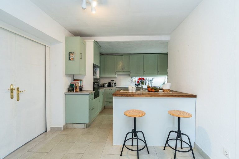 177b81eac3f072c4e4bee501326f9ac3 - 7