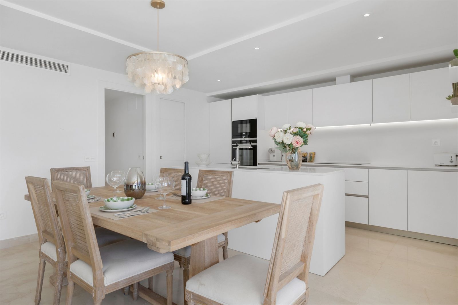 17c2be90e7191c9baa15c9115f156450 - 12