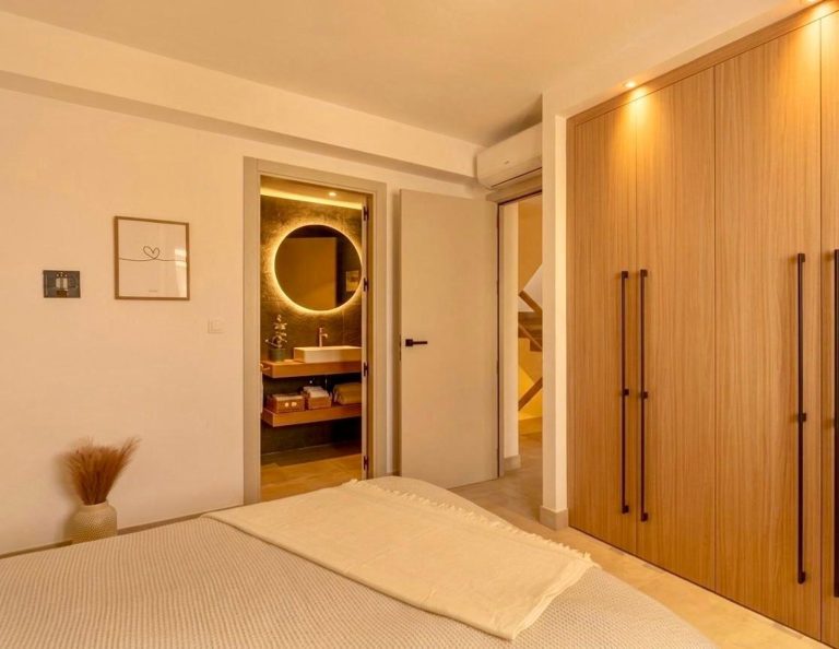 17e14f232de7e81c2251e91bcc99c9ff - 13